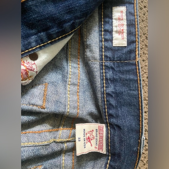True Religion bobby side winder means jeans first edition, size 33. - Picture 4 of 6